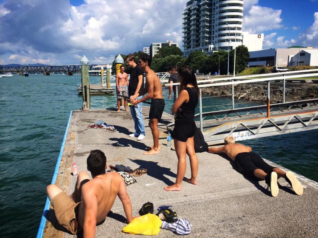 Harbourside City Backpackers Tauranga Buitenkant foto