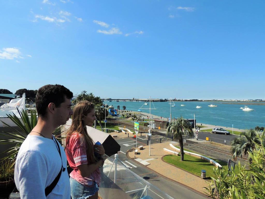 Harbourside City Backpackers Tauranga Buitenkant foto